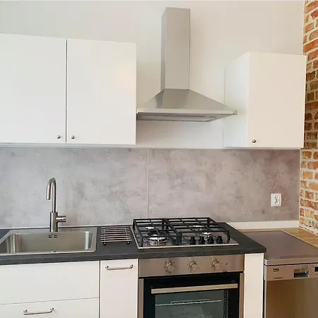 Avis - City 33 Apartmán *